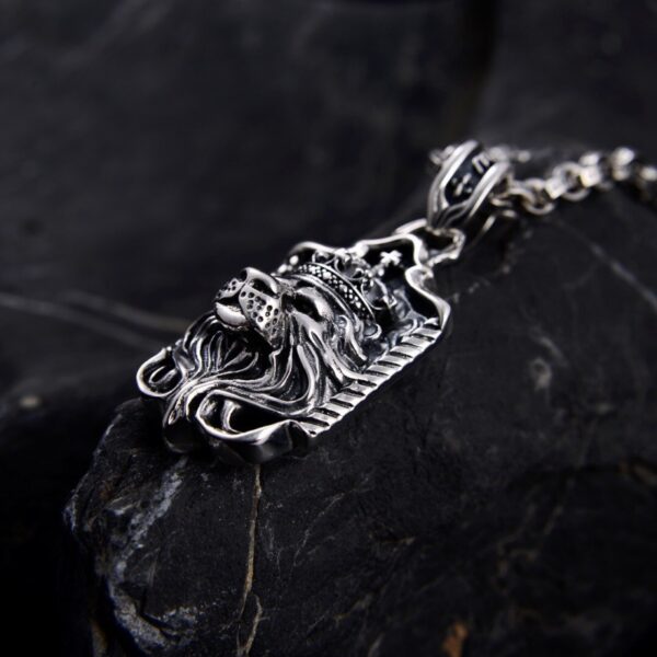 S925 Silver Dominant Lion Three Dimensional Hangtag Necklace - Image 4